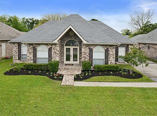 209 Rue Landry, Saint Rose, LA 70087