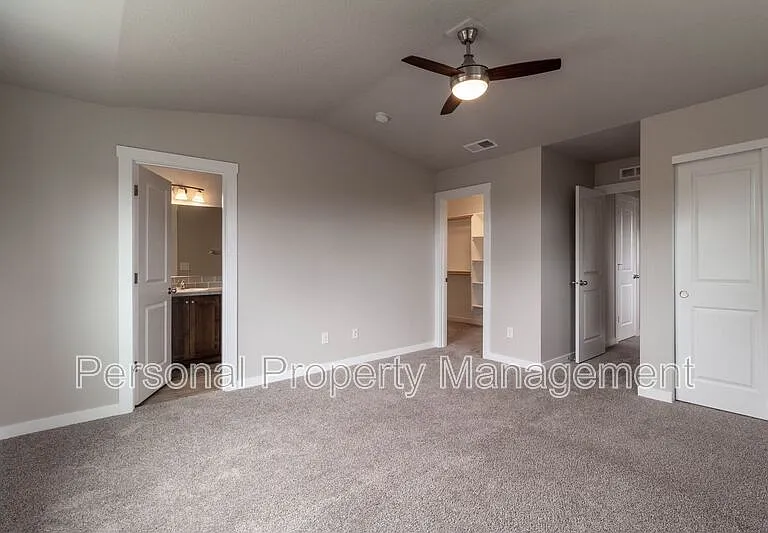 2917 Fruit Valley Rd #A — Photo 11