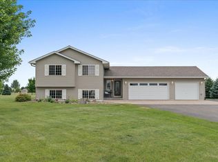 1107 148th Ave, New Richmond, WI 54017