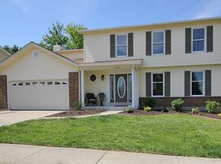 1122 Riverwood Place Dr, Florissant, MO 63031