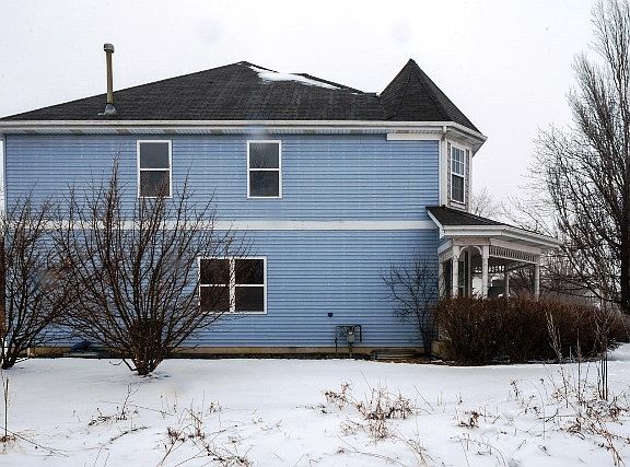 4th image of 8042 Cripple Creek Dr