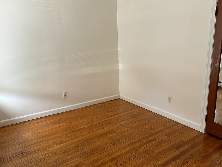 382-386 Highland Ave #103 — Photo 3