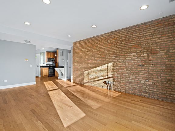 3rd image of 7461 N Seeley Ave #3