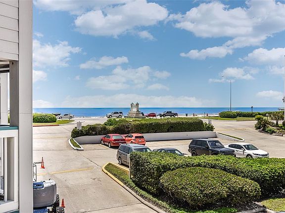 3rd image of 6102 Seawall Blvd #182