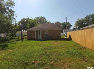 365 23rd St, East Moline, IL 61244