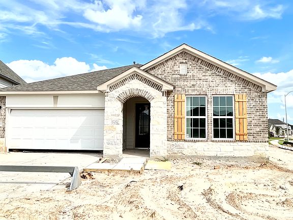 Construction progress - 31511 Willows Bracken Court