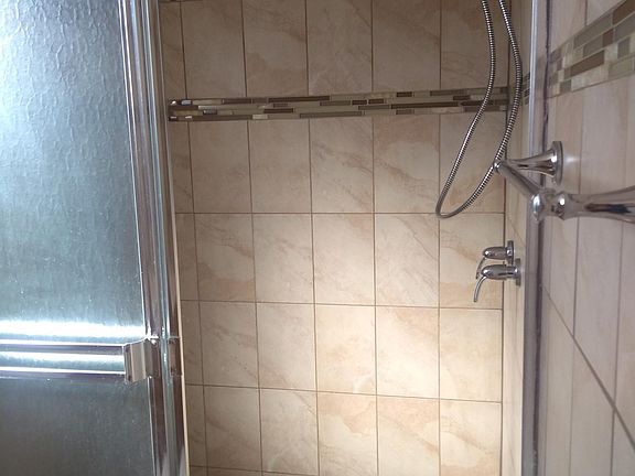 5th image of 4063 Lake Bayshore Dr #216-C