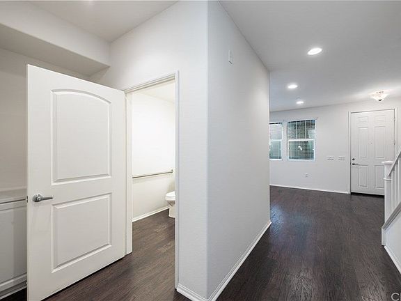 5th image of 17052 Liberty Way