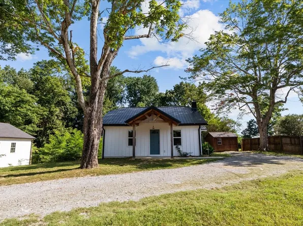 3012 Vanleer Hwy, Charlotte, TN 37036