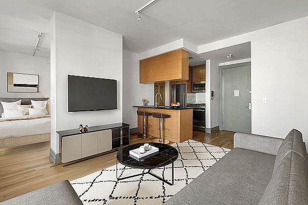1st image of 125 Court St APT 8NE