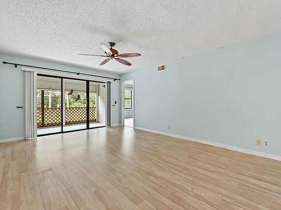 4th image of 1701 Sabal Ridge Circle #B