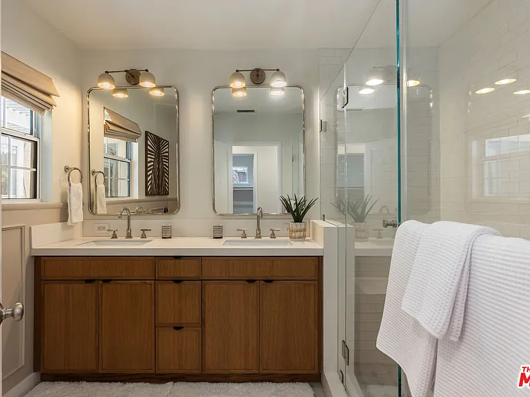 3544 Gardenia Ave — Photo 34