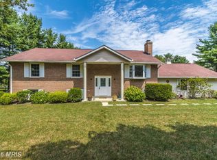 2710 Mystic Woods Ct, Mount Airy, MD 21771