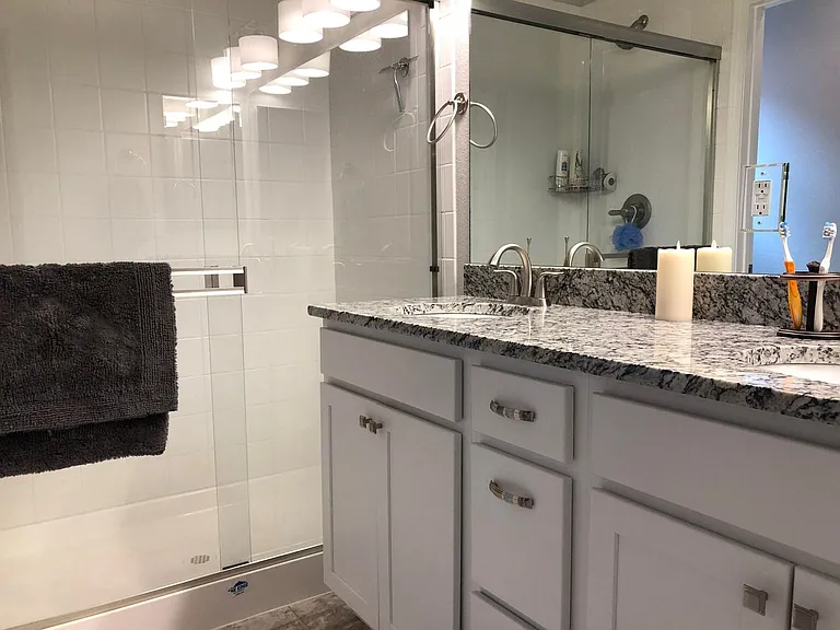 1185 Solitaire St — Photo 11