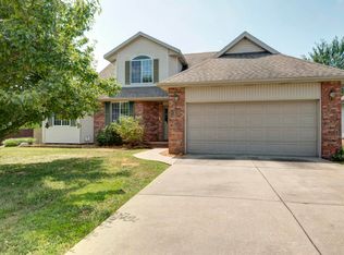 3364 E Lark St, Springfield, MO 65804
