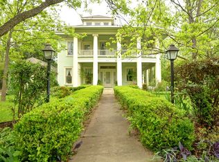 802 W San Antonio St, San Marcos, TX 78666