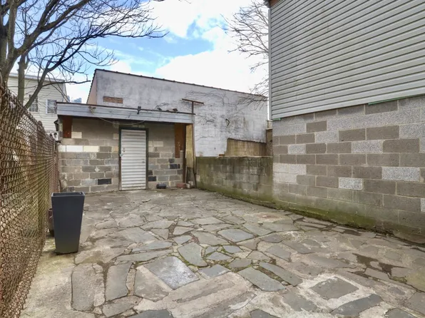 18 Wallis Avenue image 12 of 27