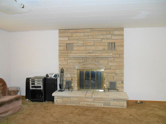 4th image of 217 E Laura Ave