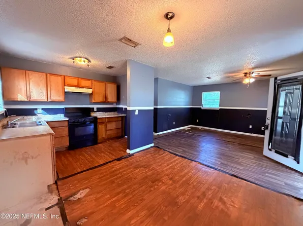 1813 W 5TH Street, Jacksonville, FL 32209