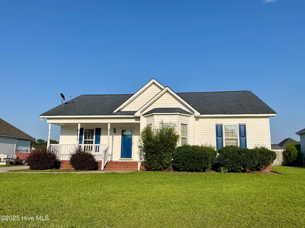 2119 Preston Trails Drive, Winterville, NC 28590