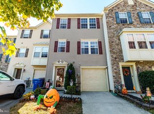 12 Shoemaker Dr, Swedesboro, NJ 08085