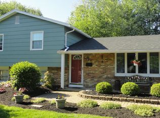 88 Sonnet Dr, Rochester, NY 14626