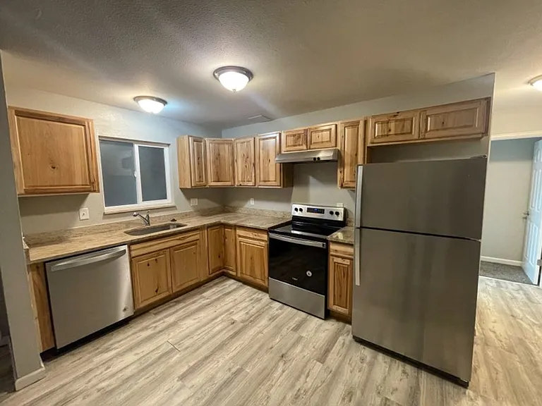 208 W Baseline Rd — Photo 3