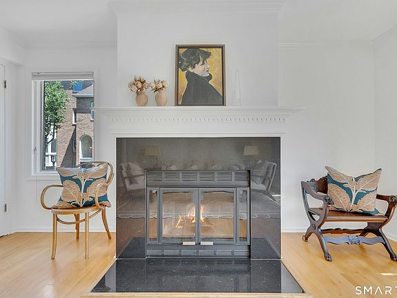 5th image of 118 Forest Street #118