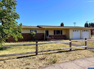 227 E Main St, Sublimity, OR 97385