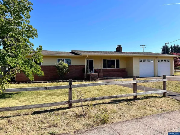 227 E Main St, Sublimity, OR 97385