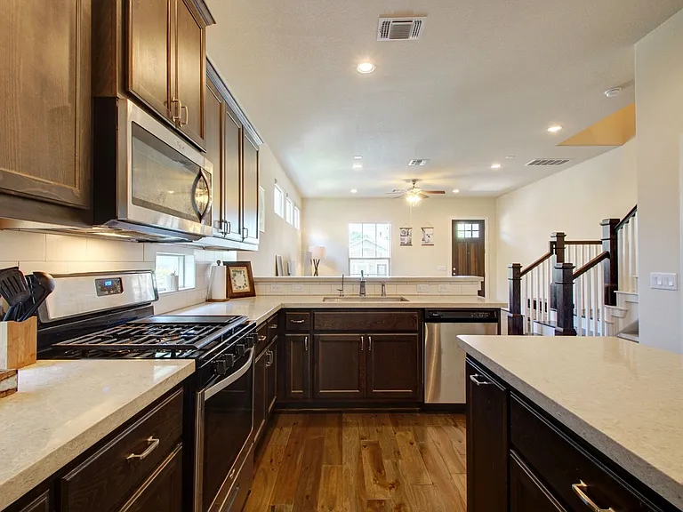 12205 Cottage Promenade Ct — Photo 6