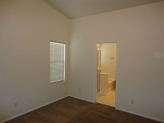 5th image of 282 W Welsh Black Cir