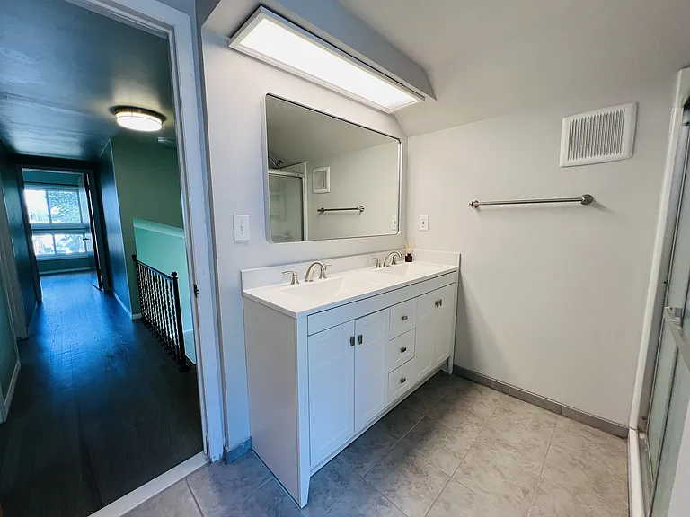 747 Jamaica Dr #1 — Photo 15