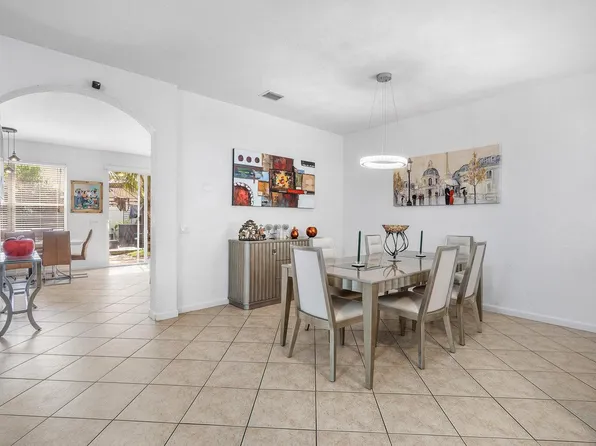 11480 Blue Violet Lane, Royal Palm Beach, FL 33411