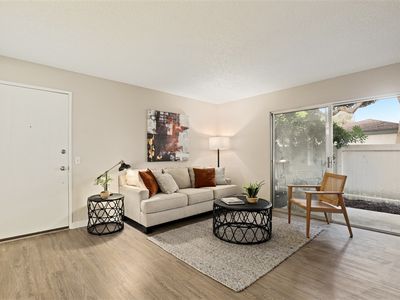 8803 Gilman Dr Unit A, La Jolla, CA, 92037