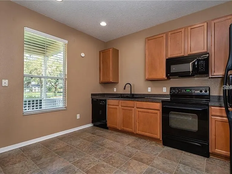 14252 Mailer Blvd — Photo 16