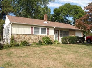 368 Newtown Rd, Warminster, PA 18974
