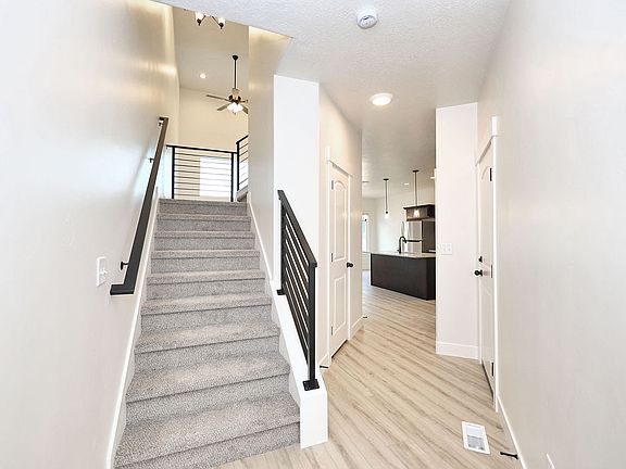 5th image of 1377 N Sage Dr