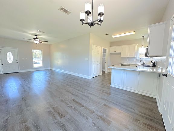 2nd image of 18438 Perkins Oak Rd