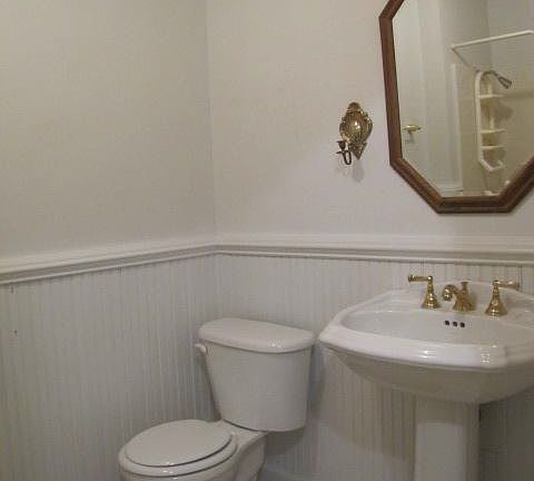 Full bathroom