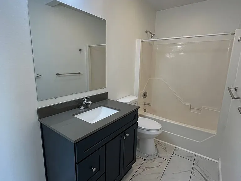 1408 Barouche Ct — Photo 10