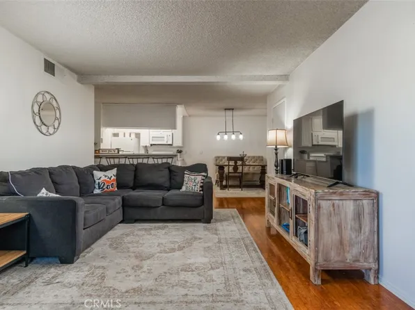 25811 Tournament Rd APT H5, Santa Clarita, CA 91355