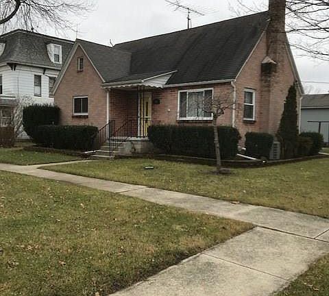 4th image of 319 Vine St