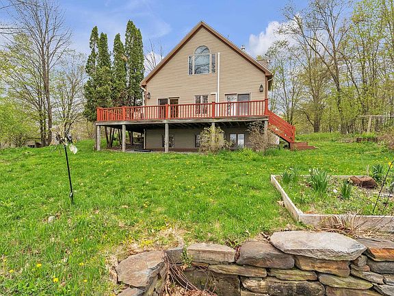 3rd image of 329 Murray Hill Drive