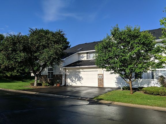 2nd image of 15688 Garnet Way