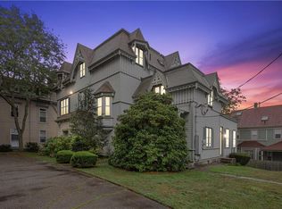 569 Spring St #3, Newport, RI 02840