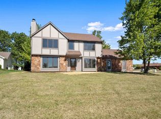 3004 Windrush Dr, Fort Wayne, IN
