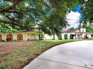 5 Augusta Dr, Seguin, TX 78155