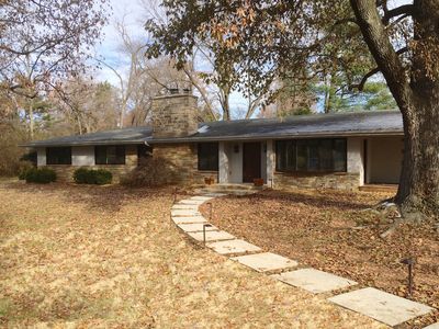 15 Terrace Gdns, Saint Louis, MO, 63131