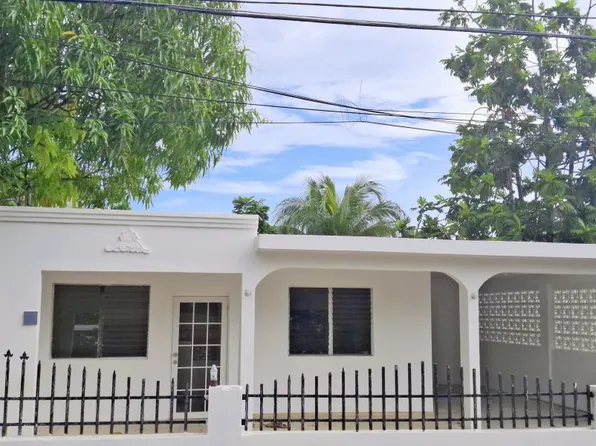 266 Calle 8, Vega Baja, PR 00693